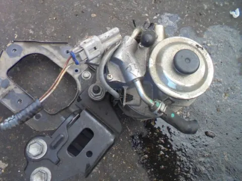 Φίλτρο Πετρελαίου για TOYOTA AURIS (2013 - 2015) *Δ*