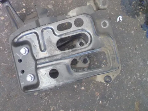 Βάση Μπαταρίας για TOYOTA AURIS (2013 - 2015) *Δ* Βάση Μπαταρίας για TOYOTA AURIS (2013 - 2015) *Δ*