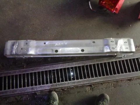 Τραβέρσα Προφυλακτήρα Πίσω για TOYOTA AURIS (2013 - 2015)