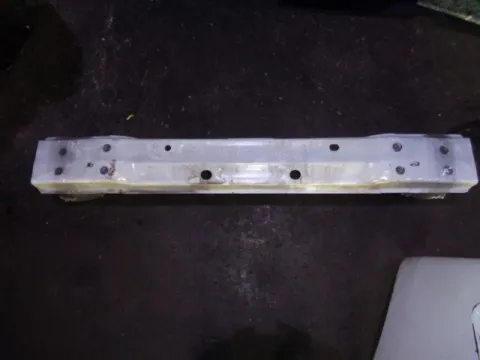 Τραβέρσα Προφυλακτήρα Πίσω για TOYOTA AURIS (2013 - 2015)