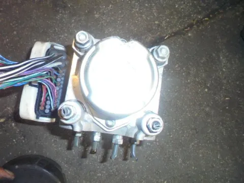 Μονάδα ABS 44510B4020 για SUZUKI JIMNY (2005 - 2013) (SN) Μονάδα ABS 44510B4020 για SUZUKI JIMNY (2005 - 2013) (SN)
