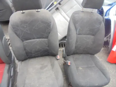 Καθίσματα Σετ Εμπρός για TOYOTA AURIS (2013 - 2015) **A** Καθίσματα Σετ Εμπρός για TOYOTA AURIS (2013 - 2015) **A**