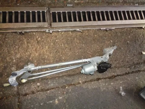 Μοτέρ Κίνησης Εμπρός Υαλοκαθαριστήρων για DAIHATSU TERIOS (2006 - 2009) (J200)  ΠΑΛΕΤΑ 1 *233856* Μοτέρ Κίνησης Εμπρός Υαλοκαθαριστήρων για DAIHATSU TERIOS (2006 - 2009) (J200)  ΠΑΛΕΤΑ 1 *233856*