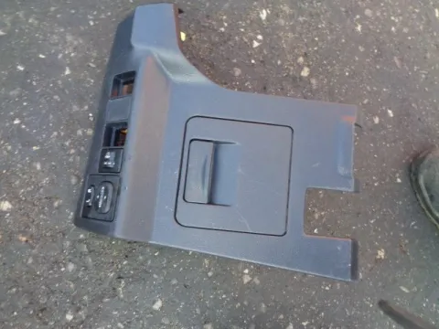 Ντουλαπάκι Τιμονιού Κάτω για TOYOTA AURIS (2013 - 2015) *Δ*