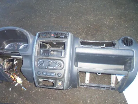 Ταμπλό για SUZUKI JIMNY (2005 - 2013) (SN) **Δ** Ταμπλό για SUZUKI JIMNY (2005 - 2013) (SN) **Δ**