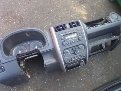 Ταμπλό για SUZUKI JIMNY (2005 - 2013) (SN) *Δ* Ταμπλό για SUZUKI JIMNY (2005 - 2013) (SN) *Δ*