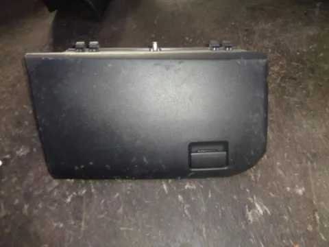 Ντουλαπάκι για TOYOTA COROLLA (2013 - 2016) *Γ*