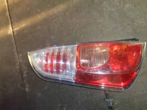 Φανάρι Πίσω Αριστερό για DAIHATSU SIRION (2006 - ) (M300) (M301) *J* Φανάρι Πίσω Αριστερό για DAIHATSU SIRION (2006 - ) (M300) (M301) *J*
