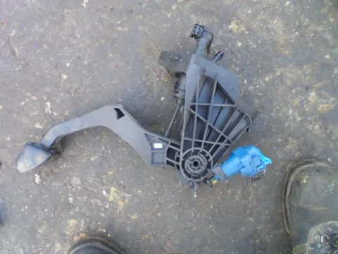 Πετάλ Συμπλέκτη για SEAT IBIZA (2008 - 2013) (6J) **Δ** Πετάλ Συμπλέκτη για SEAT IBIZA (2008 - 2013) (6J) **Δ**