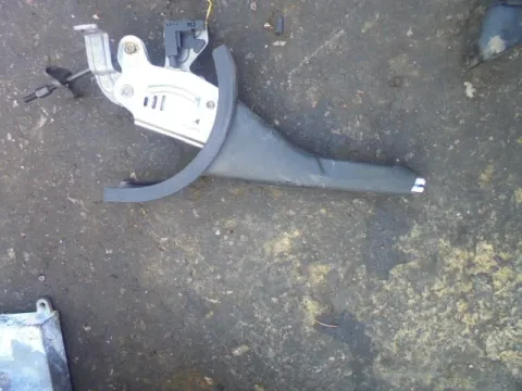 Χειρόφρενο για SEAT IBIZA (2008 - 2013) (6J) **Δ** Χειρόφρενο για SEAT IBIZA (2008 - 2013) (6J) **Δ**