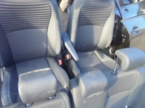 Σετ Σαλόνι για TOYOTA YARIS (2015 - 2017) *Α* Σετ Σαλόνι για TOYOTA YARIS (2015 - 2017) *Α*