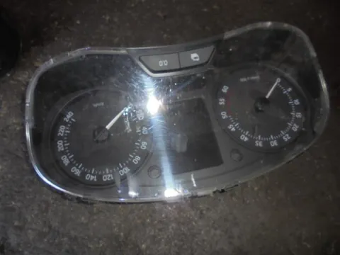 Κοντέρ για SKODA RAPID (2012 - ) ( ) Κοντέρ για SKODA RAPID (2012 - ) ( )