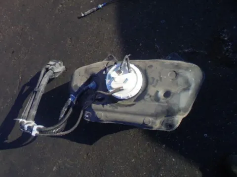 Δεξαμενή Καυσίμου (Ρεζερβουάρ) για TOYOTA YARIS (2015 - 2017) *ΔΒ* Δεξαμενή Καυσίμου (Ρεζερβουάρ) για TOYOTA YARIS (2015 - 2017) *ΔΒ*