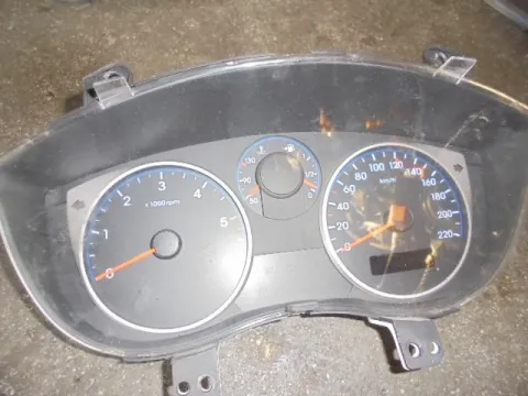 Κοντέρ για HYUNDAI i20 (2012 - 2015) ( ) 1100 Diesel CRDI U2 75hp (D3FA) Κοντέρ για HYUNDAI i20 (2012 - 2015) ( ) 1100 Diesel CRDI U2 75hp (D3FA)