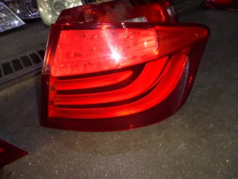 Φανάρι Πίσω Δεξί LED για BMW 5 Series (2010 - 2014) (F10) Φανάρι Πίσω Δεξί LED για BMW 5 Series (2010 - 2014) (F10)