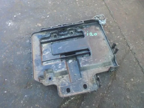 Βάση Μπαταρίας για HYUNDAI i20 (2012 - 2015) ( ) **Δ** Βάση Μπαταρίας για HYUNDAI i20 (2012 - 2015) ( ) **Δ**