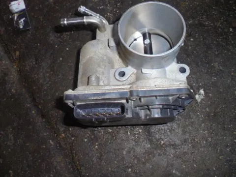 Σώμα Πεταλούδας 2203047010 για TOYOTA YARIS (2012 - 2014) ( ) , (2015 - 2017) Σώμα Πεταλούδας 2203047010 για TOYOTA YARIS (2012 - 2014) ( ) , (2015 - 2017)