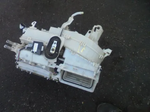 Ψύκτης (Εβαπορέτα) για TOYOTA COROLLA (2004 - 2007) (E120) **A** Ψύκτης (Εβαπορέτα) για TOYOTA COROLLA (2004 - 2007) (E120) **A**