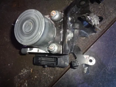 Μονάδα ABS 4454002580 για TOYOTA COROLLA (2016 - ) Μονάδα ABS 4454002580 για TOYOTA COROLLA (2016 - )
