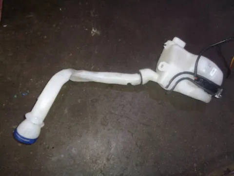 Δοχείο Υαλοκαθαριστήρων Με Μοτέρ για PEUGEOT 208 (2012 - 2016) ( ) , (2016 - ) Δοχείο Υαλοκαθαριστήρων Με Μοτέρ για PEUGEOT 208 (2012 - 2016) ( ) , (2016 - )