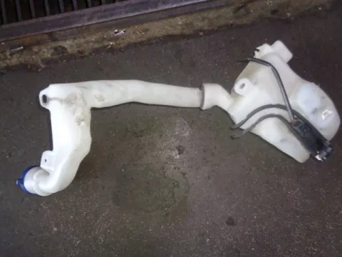 Δοχείο Υαλοκαθαριστήρων Με Μοτέρ για PEUGEOT 208 (2012 - 2016) ( ) , (2016 - ) Δοχείο Υαλοκαθαριστήρων Με Μοτέρ για PEUGEOT 208 (2012 - 2016) ( ) , (2016 - )