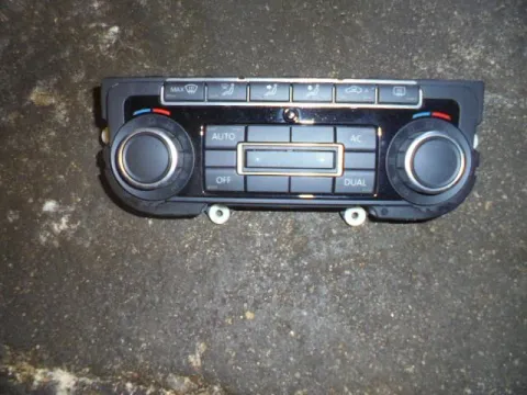 Χειριστήρια Καλοριφέρ 5K0907044BS για VW SCIROCCO (2008 - 2014) (137) Χειριστήρια Καλοριφέρ 5K0907044BS για VW SCIROCCO (2008 - 2014) (137)
