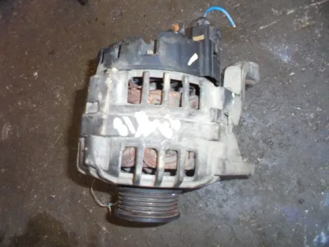 Δυναμό - Εναλλάκτης 06B903016D για VW PASSAT (2000 - 2005) (3B3) Δυναμό - Εναλλάκτης 06B903016D για VW PASSAT (2000 - 2005) (3B3)