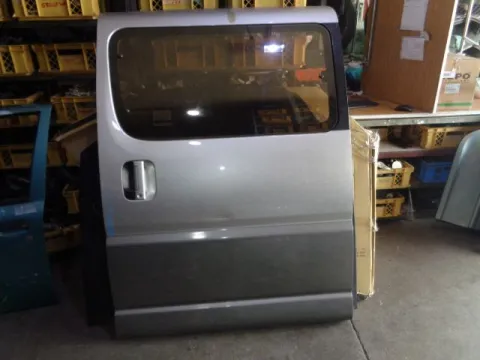 Πόρτα Αριστερή Συρόμενη Με Τζάμι για TOYOTA HI-ACE (2005- ) QUANTUM *Γ* Πόρτα Αριστερή Συρόμενη Με Τζάμι για TOYOTA HI-ACE (2005- ) QUANTUM *Γ*