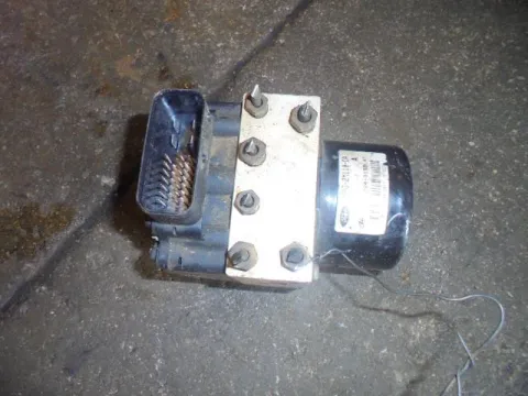 Μονάδα ABS 98AG2M110CA για FORD FOCUS (1998 - 2001) Mk1a Μονάδα ABS 98AG2M110CA για FORD FOCUS (1998 - 2001) Mk1a
