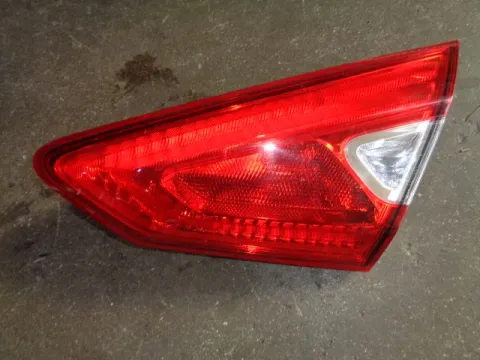 Φανάρι Πίσω Δεξί Καπού για NISSAN PULSAR Hatchback - 5dr Φανάρι Πίσω Δεξί Καπού για NISSAN PULSAR Hatchback - 5dr