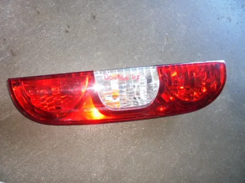 Φανάρι Πίσω Δεξί Ραγισμένο για FIAT DOBLO (2006 - 2009) (223) Cargo Φανάρι Πίσω Δεξί Ραγισμένο για FIAT DOBLO (2006 - 2009) (223) Cargo
