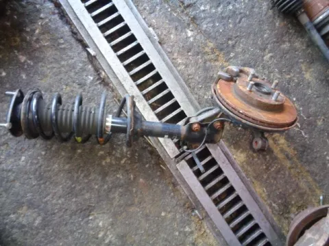 Άκρο Πλήρες Εμπρός Δεξί Με ABS για TOYOTA YARIS (1999 - 2002) (XP10) Άκρο Πλήρες Εμπρός Δεξί Με ABS για TOYOTA YARIS (1999 - 2002) (XP10)