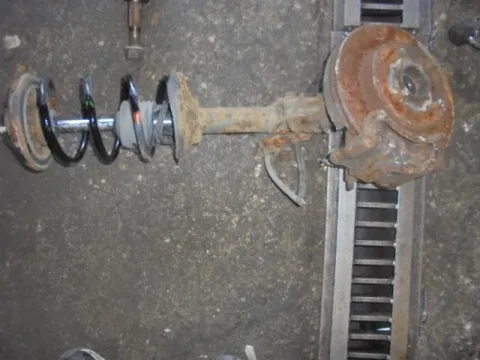 Άκρο Πλήρες Εμπρός Αριστερό Με ABS για NISSAN ALMERA (1995 - 1998) (N15) Άκρο Πλήρες Εμπρός Αριστερό Με ABS για NISSAN ALMERA (1995 - 1998) (N15)