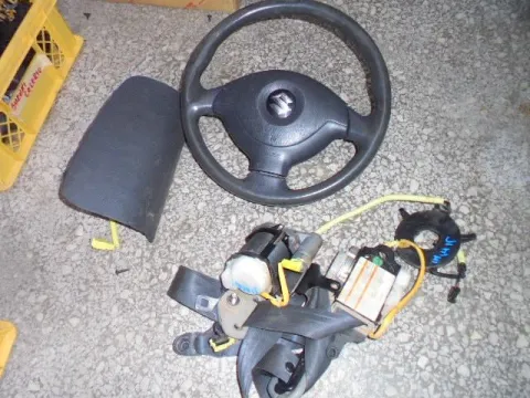 Σετ Αερόσακων Εμπρός (χ.Ταμπλό) για SUZUKI JIMNY (2005 - 2013) (SN) *Γ* Σετ Αερόσακων Εμπρός (χ.Ταμπλό) για SUZUKI JIMNY (2005 - 2013) (SN) *Γ*
