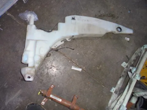 Δοχείο Υαλοκαθαριστήρων για FORD FOCUS (2002 - 2004) Mk1b Δοχείο Υαλοκαθαριστήρων για FORD FOCUS (2002 - 2004) Mk1b