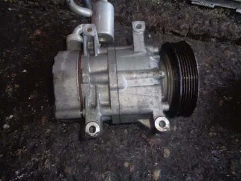 Συμπιεστής A-C (Κομπρέσορας) 92600AU010 για NISSAN X-TRAIL (2003 - 2007) (T30)