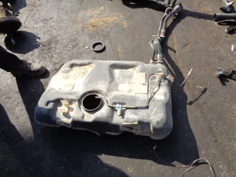 Δεξαμενή Καυσίμου (Ρεζερβουάρ) για HYUNDAI ACCENT (1999 - 2002) (CG) (LC) *Δ* Δεξαμενή Καυσίμου (Ρεζερβουάρ) για HYUNDAI ACCENT (1999 - 2002) (CG) (LC) *Δ*