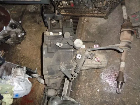 Κιβώτιο Ταχυτήτων (Σασμάν) Χειροκίνητο για HYUNDAI MATRIX (2001 - 2006) (FC) 1500 D3-EA Diesel 82 CRDi Κιβώτιο Ταχυτήτων (Σασμάν) Χειροκίνητο για HYUNDAI MATRIX (2001 - 2006) (FC) 1500 D3-EA Diesel 82 CRDi