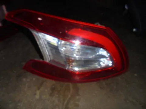 Φανάρι Πίσω Αριστερό για PEUGEOT 308 (2012 - 2014) ( ) Φανάρι Πίσω Αριστερό για PEUGEOT 308 (2012 - 2014) ( )