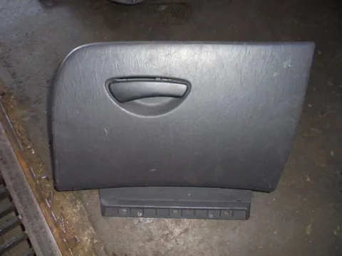 Ντουλαπάκι για FORD FOCUS (1998 - 2001) Mk1a , (2002 - 2004) Mk1b *Γ* Ντουλαπάκι για FORD FOCUS (1998 - 2001) Mk1a , (2002 - 2004) Mk1b *Γ*