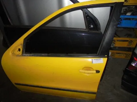 Πόρτα Εμπρός Αριστερή ελαττωματική για SEAT LEON (1999 - 2005) (1MZ) Πόρτα Εμπρός Αριστερή ελαττωματική για SEAT LEON (1999 - 2005) (1MZ)