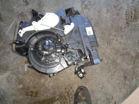 Ψύκτης (Εβαπορέτα) με Μοτέρ Καλοριφέρ για SUZUKI JIMNY (2005 - 2013) (SN)  *Δ* Ψύκτης (Εβαπορέτα) με Μοτέρ Καλοριφέρ για SUZUKI JIMNY (2005 - 2013) (SN)  *Δ*