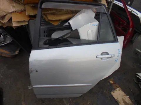 Πόρτα Πίσω Αριστερή για TOYOTA COROLLA VERSO (2001 - 2004) (E120) Πόρτα Πίσω Αριστερή για TOYOTA COROLLA VERSO (2001 - 2004) (E120)