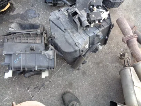 Ψύκτης (Εβαπορέτα) Με Μοτέρ Καλοριφέρ για NISSAN PRIMERA (2002 - 2007) (P12) *Δ* Ψύκτης (Εβαπορέτα) Με Μοτέρ Καλοριφέρ για NISSAN PRIMERA (2002 - 2007) (P12) *Δ*