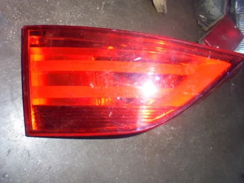 Φανάρι Πίσω Αριστερό Καπού για BMW X1 (2009 - 2012) (E84) , (2012- ) (E84 F-L) Φανάρι Πίσω Αριστερό Καπού για BMW X1 (2009 - 2012) (E84) , (2012- ) (E84 F-L)