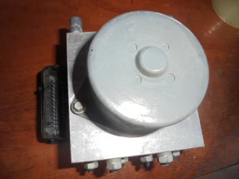 Μονάδα ABS 678590901 για MINI MINI COOPER (2007 - 2012) Μονάδα ABS 678590901 για MINI MINI COOPER (2007 - 2012)