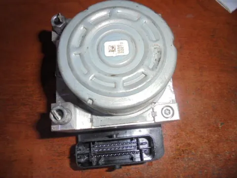 Μονάδα ABS 9826857180 για PEUGEOT 2008 (2013 - ) Μονάδα ABS 9826857180 για PEUGEOT 2008 (2013 - )