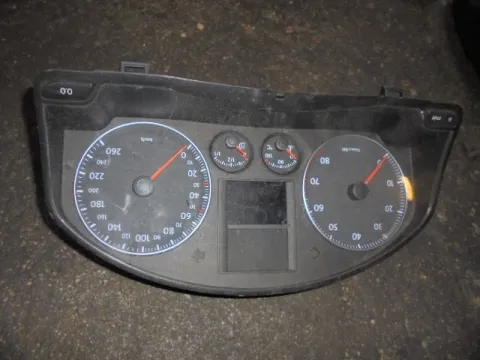 Κοντέρ για VW GOLF (2004 - 2008) Mk5 (1K1) Κοντέρ για VW GOLF (2004 - 2008) Mk5 (1K1)