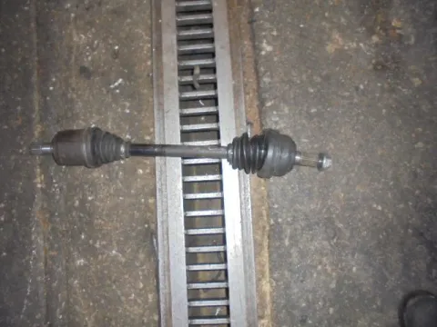 Ημιαξόνιο Εμπρός Δεξί για HONDA CIVIC (1990 -1992) (EC - D - E - F) Ημιαξόνιο Εμπρός Δεξί για HONDA CIVIC (1990 -1992) (EC - D - E - F)