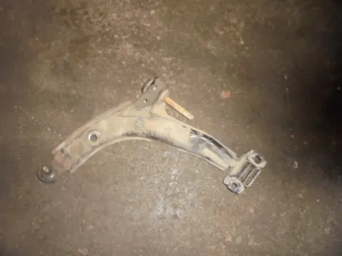 Ψαλίδι Εμπρός Αριστερό για CHEVROLET - DAEWOO NEXIA (1995 - 1997) (KLETN) Ψαλίδι Εμπρός Αριστερό για CHEVROLET - DAEWOO NEXIA (1995 - 1997) (KLETN)